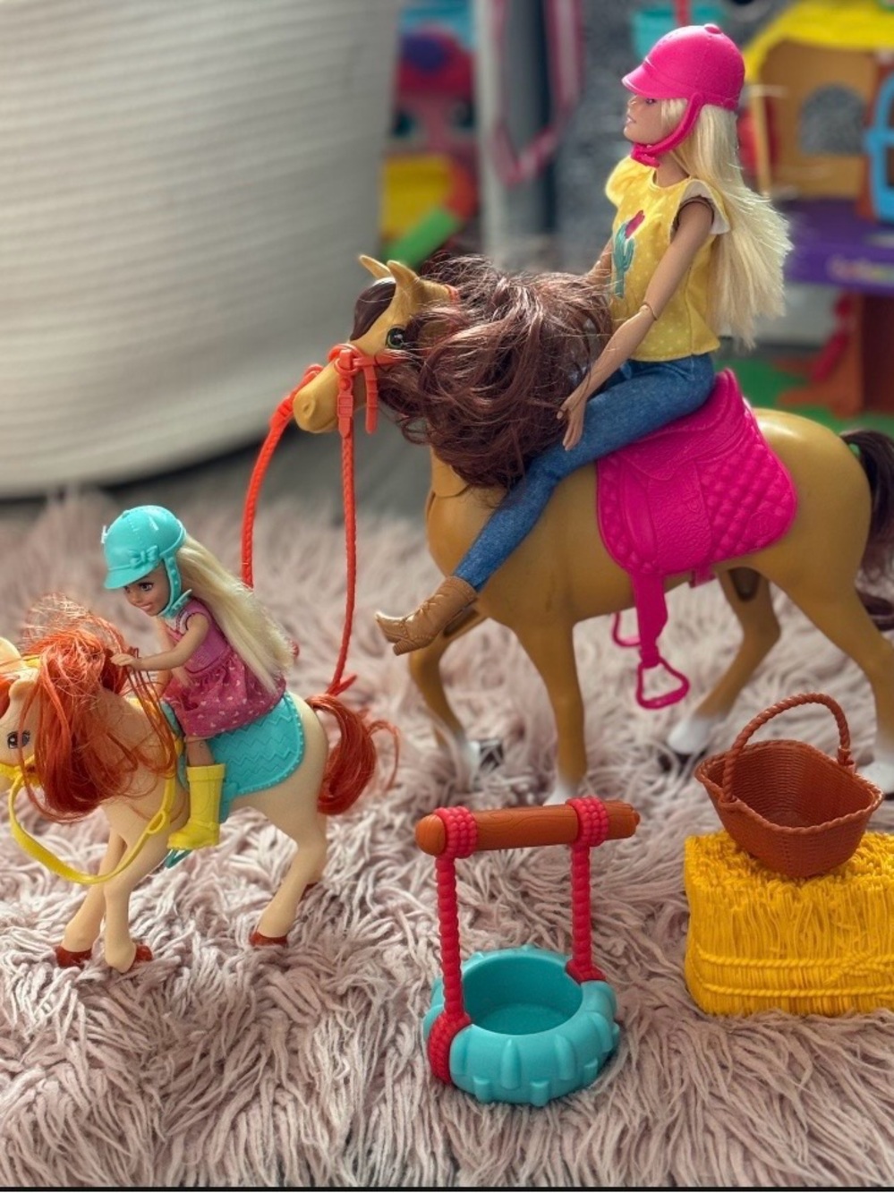 Barbie Horse Riding Playset with Bright Pink Saddle and Teal Accessories